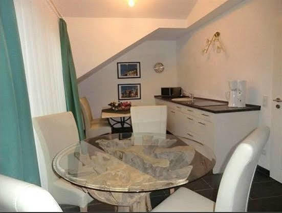 Hotel Garni Jacobs بون المظهر الخارجي الصورة